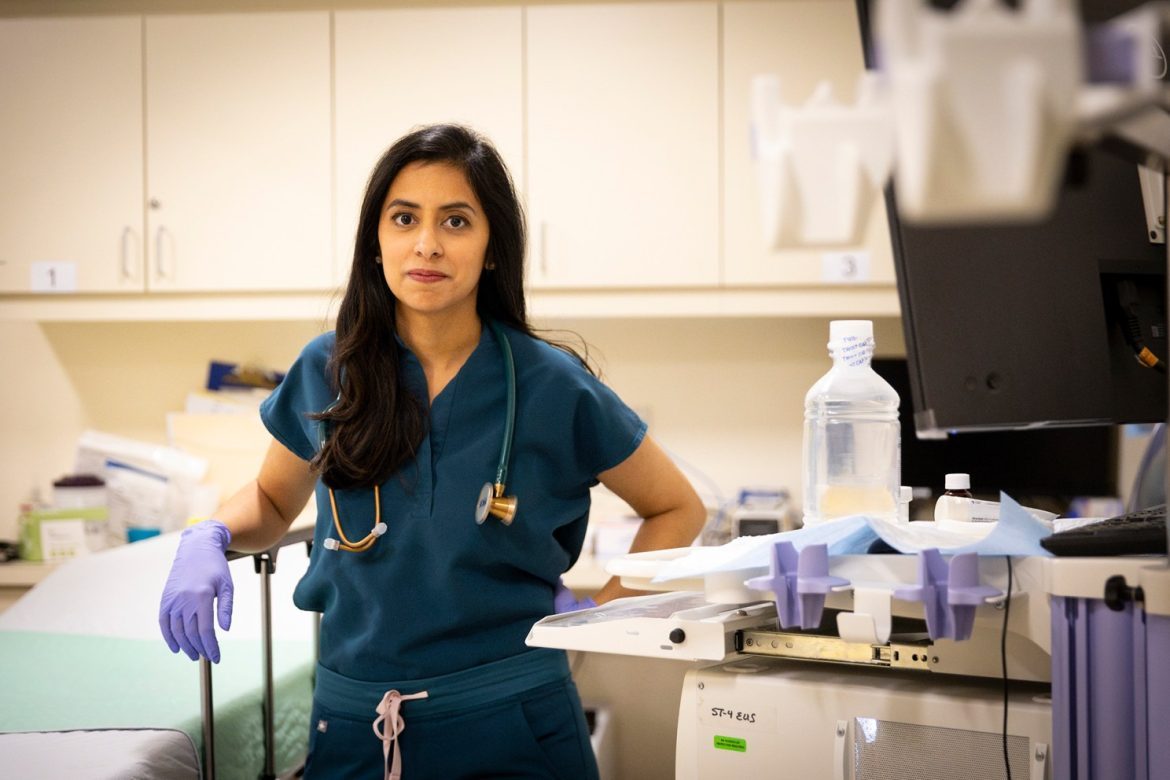 <a href="https://news.harvard.edu/gazette/section/health/">
			Health		</a>
		
		
		Does this cellphone habit raise risk of hemorrhoids?	
	
			
		
File photo by Niles Singer/Harvard Staff Photographer
	
		
			
					
		Jacqueline Mitchell	
			
			BIDMC Communications		
					
		
		
			September 4, 2025		
		
			7 min read		
	
	
			
			Gastroenterologist Trisha Pasricha discusses why new findings may change how you think about bathroom routines		
		
Hemorrhoids are among the most frequent gastrointestinal complaints in the United States, sending millions of people to clinics and emergency rooms each year and costing the health system hundreds of millions of dollars. Despite their prevalence, the causes remain poorly defined. Constipation, straining, pregnancy, and low-fiber diets have all been implicated, but physician-investigator <a href="https://connects.catalyst.harvard.edu/Profiles/display/Person/184491">Trisha Pasricha</a> and colleagues wondered whether the modern habit of lingering in the bathroom with a phone might also play a role.
In a <a href="https://journals.plos.org/plosone/article?id=10.1371/journal.pone.0329983">study</a> of 125 adults undergoing routine colonoscopy at Beth Israel Deaconess Medical Center, the team surveyed participants about toilet habits, smartphone use, diet, and activity levels, then compared responses with direct colonoscopy findings. The results revealed some surprising patterns:
Two-thirds of participants admitted to using their phones on the toilet.
Smartphone use on the toilet was associated with a 46 percent increased risk of having hemorrhoids.
Phone users were five times more likely to sit for more than five minutes per trip.
Younger adults were especially prone to the habit.
Smartphone users reported less weekly exercise than non-users.
We asked Pasricha what these findings, published in PLOS One, mean for patients and how they might change the way we think about everyday bathroom routines.
<strong>What inspired your study on hemorrhoids and smartphone use?</strong>
I’m a gastroenterologist and I’m also writing a book that’s coming out in the spring called “You’ve Been Pooping All Wrong.” And one of the chapters I’m writing is about hemorrhoids.
My colleagues and I in GI, we all tell our patients not to spend longer than a couple minutes on the toilet. We all have this sense that spending too long on the toilet is bad for you. But when I was writing this book chapter, I went back to literature to see what is this five-minute rule really based on? And the data is pretty sparse out there.
I was struck by this fantastic old study from 1989 in <a href="https://pubmed.ncbi.nlm.nih.gov/2563041/">The Lancet</a> on hemorrhoids and reading the newspaper on the toilet. It was a very simple study of about 100 patients. They looked at how many patients read the newspaper on the toilet and then doctors had a look to see how many of them had hemorrhoids. That made it into The Lancet! 
But that study <em>did</em> find that there was this association. More hemorrhoids were found amongst people who spent time reading on the toilet. Now in 2025, I don’t think anyone’s reading the newspaper, but we know everybody’s on their phones in the bathroom. So I thought we needed to update this literature for the modern TikTok era.
<blockquote>“Let me just say it: We did suspect there was going to be a sex divide. We stratified our data by sex and you can see there’s a trend that men are spending more time on the toilet.”</blockquote>
<strong>What did your team investigate and what did you find?</strong>
In our study, about two-thirds of people reported using smartphones on the toilet. When we asked those users whether they ever sat on the toilet longer than they intended because of their phone, only about half said yes.
But here’s the interesting part: Smartphone users were five times more likely to spend more than five minutes on the toilet compared to non-users. So clearly, people are spending more time — but only half of them recognize that their phone is the reason.
We also looked at whether constipation or straining might explain the extra time, but there were no differences between the groups. That suggests the phone itself is driving the behavior. I think what’s happening is that time sort of slows down when you’re scrolling, and people don’t realize just how much longer they’re sitting there. Half admit it, but the other half are still doing it without making the connection.
<strong>Let’s go back to basics — what even are hemorrhoids? How serious are they? </strong>
Well, they’re more of a nuisance than something that’s really going to, you know, kill you, but they can really impact somebody’s quality of life. In terms of healthcare expenditure, they are the third most common reason people see their doctors. 
We all have hemorrhoid cushions — vascular cushions made of blood vessels, connective tissue, and smooth muscle — right at the end of our GI tract. That’s a normal part of our body. It’s only when they get engorged that we notice them and that that’s when they become symptomatic and they’re called hemorrhoids. 
Hemorrhoid cushions serve this purpose where they help provide a barrier between all of the stool and gas that’s in your body and the outside world. They can kind of tell the difference between solid, gas, liquid, and help detect when it’s safe to pass gas but not have a whole bowel movement in public. They are a cushiony barrier that that saves you from … social embarrassment.
When they become engorged internally, they often bleed and become uncomfortable. The external ones are the ones that can cause itching. It can feel like there’s a bump, it can feel like there’s something there and they’re difficult to clean. And then that kind of like causes this vicious cycle of like more discomfort, more irritation. The more angry they get, the more likely they are to bleed. It can really just spiral.
<strong>How do social dynamics — particularly sex differences — influence bathroom habits and related health issues?</strong>
I love that you asked that. Let me just say it: We did suspect there was going to be a sex divide. We stratified our data by sex and you can see there’s a trend that men are spending more time on the toilet. That surprised absolutely nobody in our in our group. But we were underpowered to really prove that statistically, so I think that is the question we should ask for our next study. 
There’s also something to be said about how in general with GI concerns, women are more likely to get help. Actually, they’re more likely to seek treatment in general, and sometimes men are a little bit less likely to get help and talk to their providers. We often see men who come in having been dragged in by their wives and they’re like, “I actually don’t have a problem.” And their wives say, “You spend 40 minutes in the bathroom every morning. There’s a problem.”
Sometimes hearing it from another person can make you realize what you are experiencing is not normal.
<strong>Why is it important to normalize conversations about gut health and other “embarrassing” topics?</strong>
I went into gastroenterology because I saw as a med student and early on in my life that you can have almost everything you want in life, but if you can’t eat the food you love <em>and</em> poop it out comfortably, you don’t have a quality of life. And if we can’t bring ourselves to even talk about it, we can’t get help and physicians can’t help our patients. 
It’s a big passion of mine to try to normalize these conversations. The gut is just like any other part of your body and I think we need to treat it with respect and love.